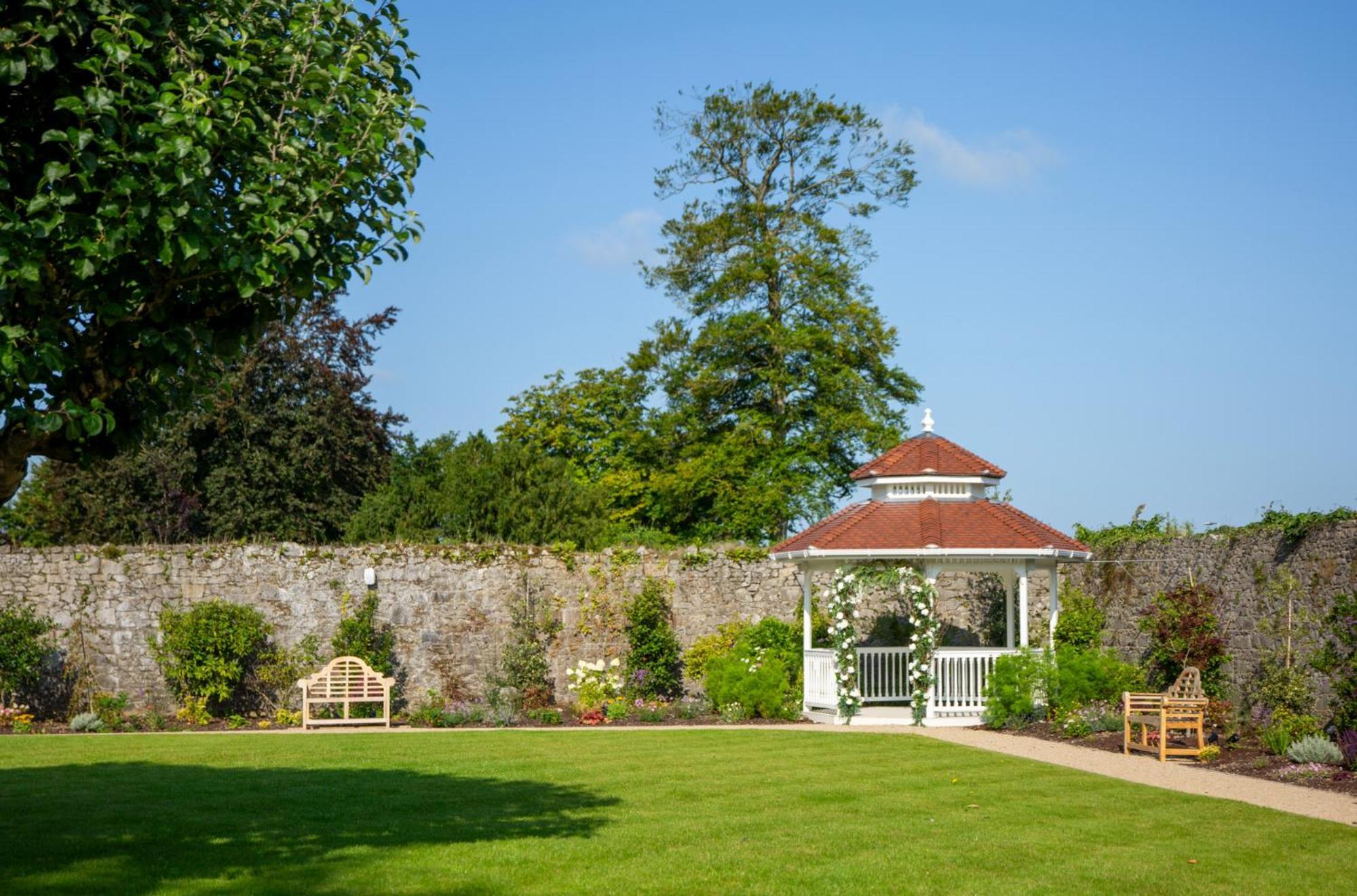 County Arms Birr Hotel Kültér fotó